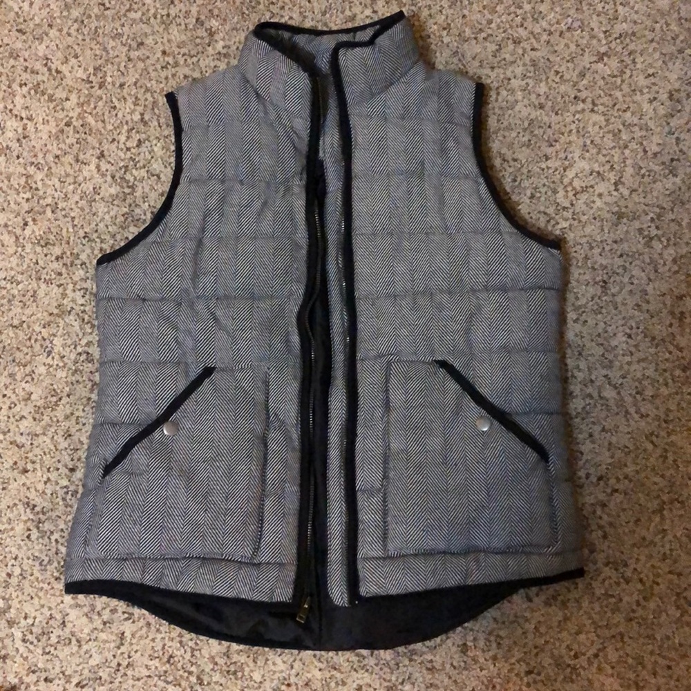 Black/gray warm vest